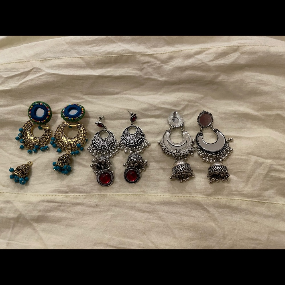 Lot of Indian earrings